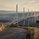 Le pont de mio : Viaduc de Millau, pont à haubans A75